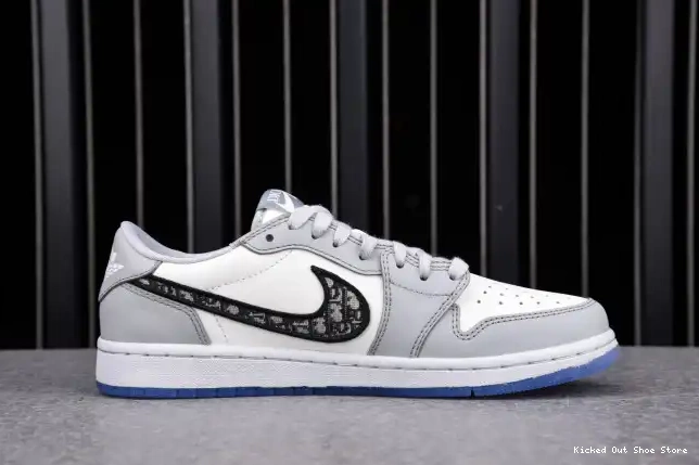 Kicked Out Shoe Store box) 1 DR JORDAN OG X CN8607-002 (DR shoe LOW 0613